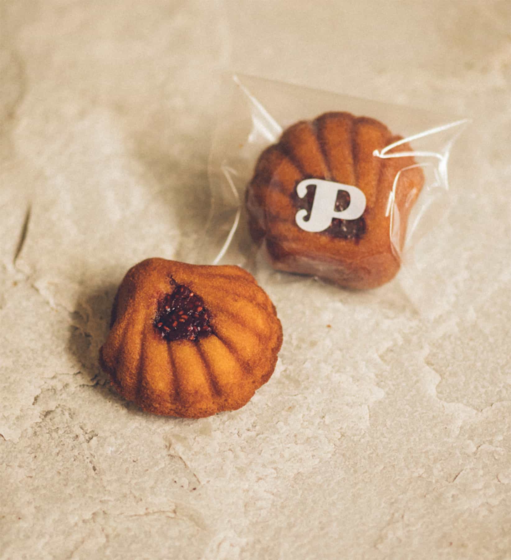 マスカルポーネとフワンボワーズマドレーヌ / Madeleine au mascarpone et framboise